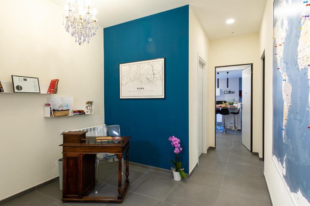 Clover - 13 Piazza Pio XI Рим Экстерьер фото